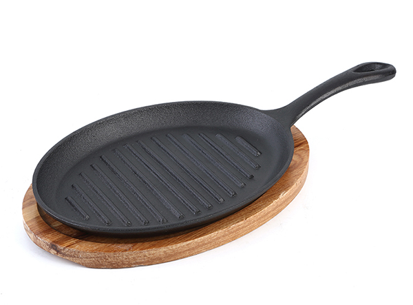 Cast Iron Frying Pan Sizzling Plate with Wooden Tray