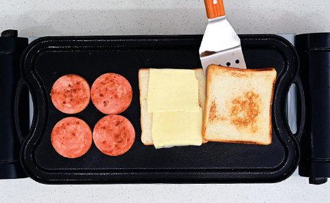 Cast Iron Griddle Uses: Top 5 Most Popular Ones