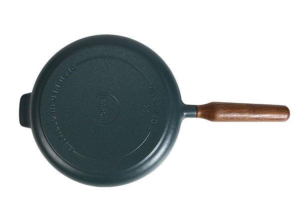 10-inch enameled cast iron skillet