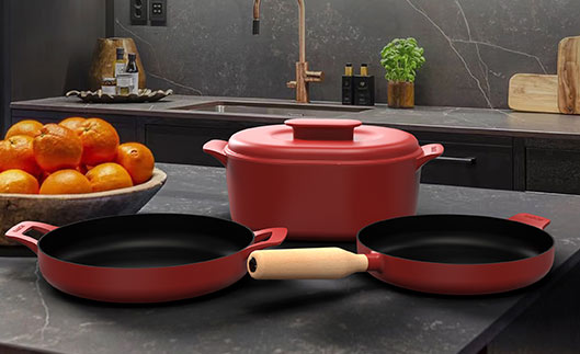 Christmas Gift Guide: The Best Cookware For Indoor or Outdoor Cooking