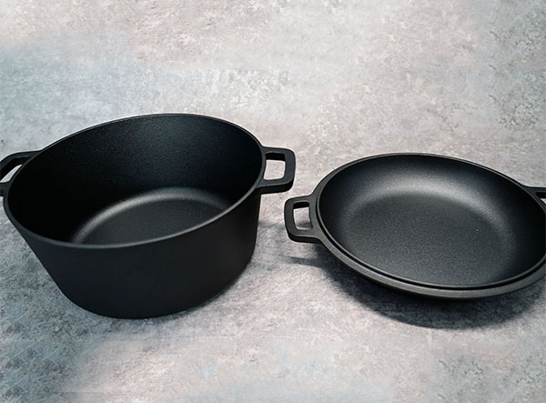 Cast Iron Double Dutch Oven
