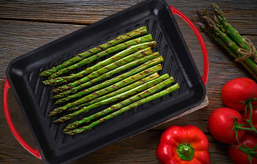 Christmas Gift Guide: The Best Cookware For Indoor or Outdoor Cooking