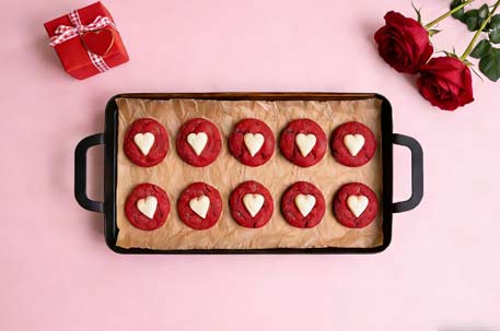 A Menu of Love: Valentine's Day Cookware Gift Guide