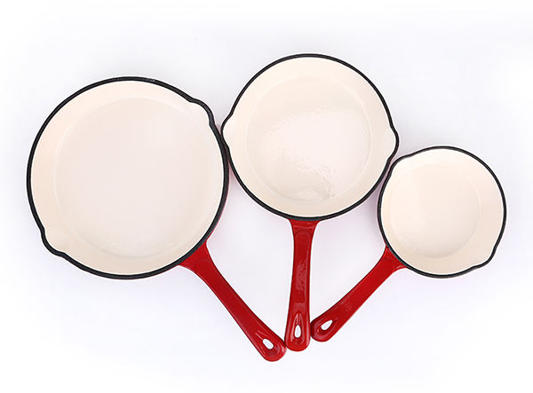 Three-piece enamel frying pan set