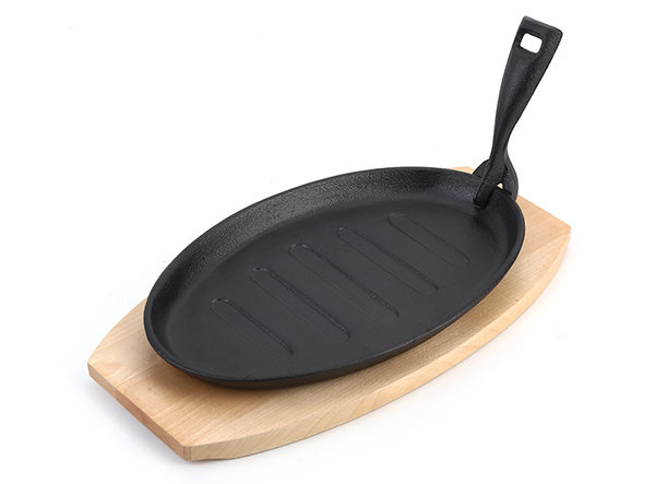 Pre-seasoned Cast Iron Sizzling Plate with Wooden Tray