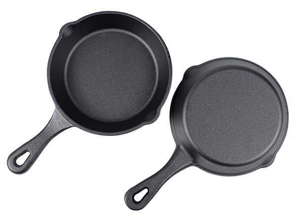 small size 15cm portable cast iron skillet roasting frying pan set