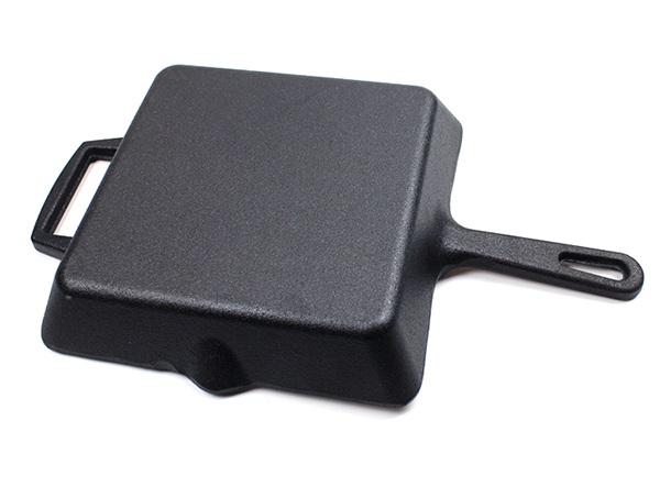 Pre-seasoned square cast iron grill pan