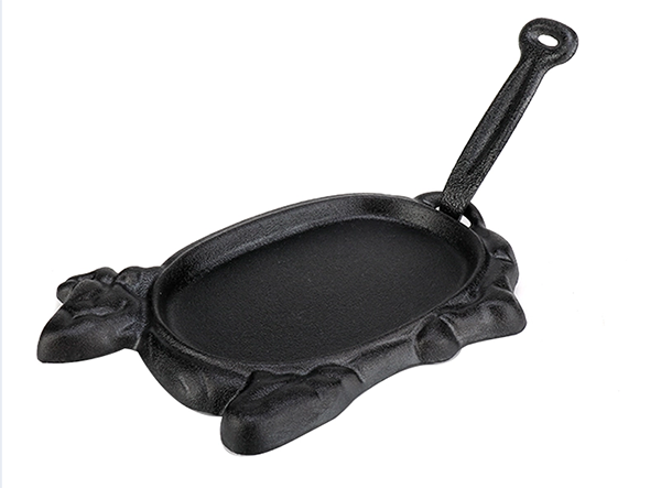 Cow Shape Cast Iron Sizzling Platter with Wooden Coaster