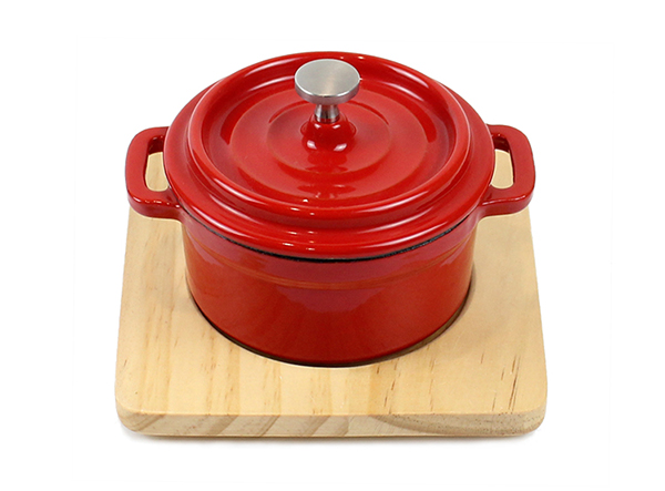 Hot Sale Mini Size Small Cast Iron Casserole Dish Pots With Wooden Base