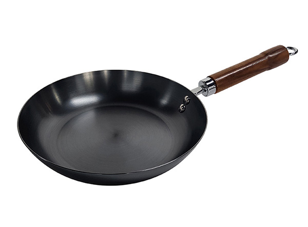 carbon steel frying pan