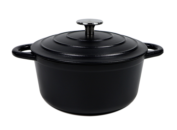 Cast iron Dutch ovens are known for slow cooking, but you can also simmer sauces and cook pasta and grains.