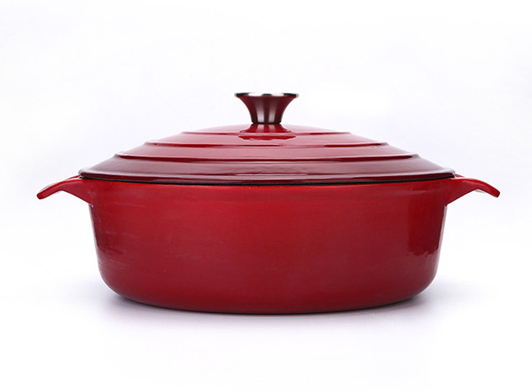 Stove-top casserole dishes are one of the easiest tools to use in the kitchen. You can cook almost any dish using a baking dish with a lid!