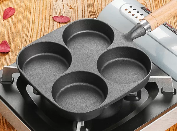 4 Holes Cast Iron Deep Egg Burger Omelet Pan