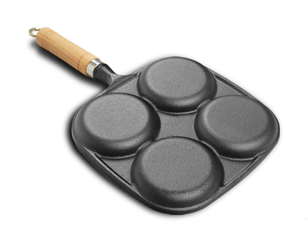 Non stick 4-cups cast iron egg frying pan with wooden handle