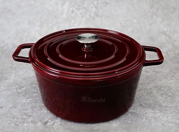 High-end mirror Enameled Cast Iron Covered Round Dutch Oven