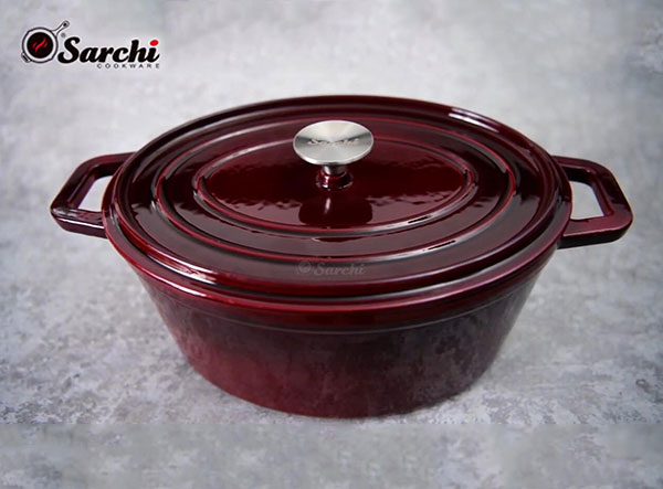 6.4-Quart Wine Red Enameled Cast Iron Oval Dutch Oven