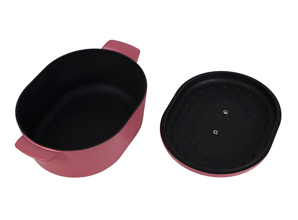 6.3 Quart Magenta Enameled Cast Iron Oval Dutch Oven