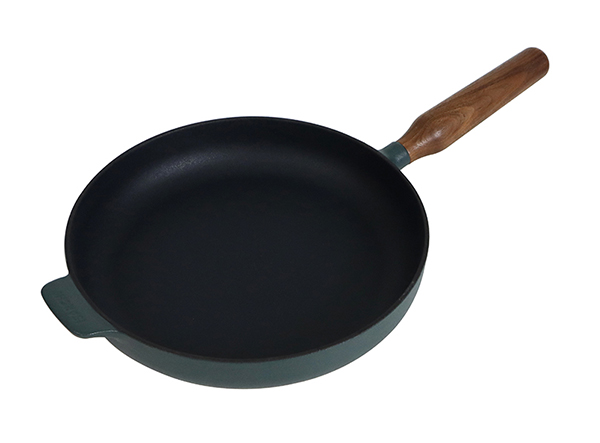 10-inch enameled cast iron skillet