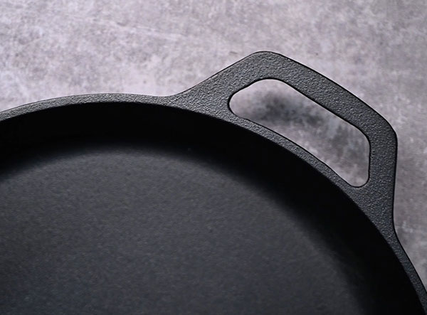 cast iron pan