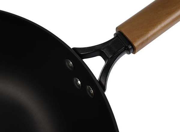 Traditional Chinese Iron Pot Lightweight Cast Iron Wok