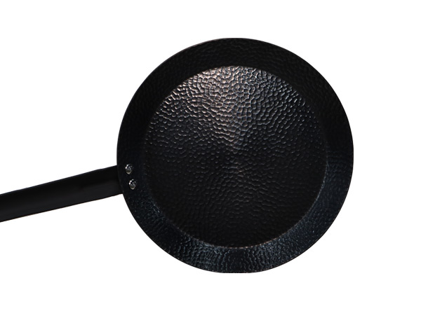 Glossy uncoated hammered surface