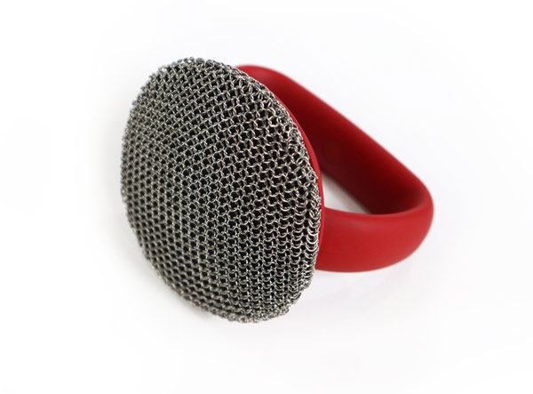 Bulk Sales Food Grade Cast Iron Scrubber with Silicone Insert