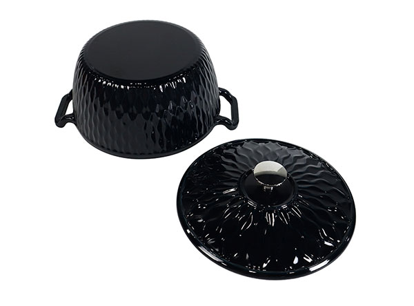 Professional Ripple Design Cast Iron Dutch Oven for Even Cooking